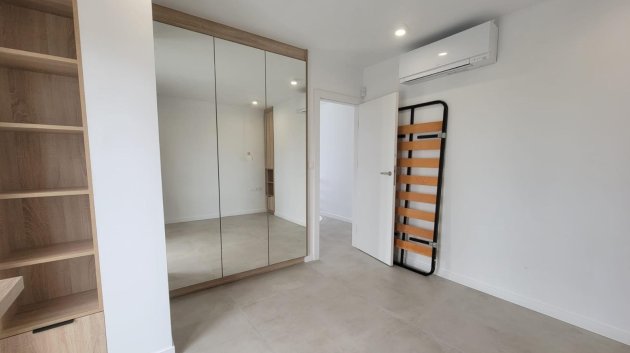 Revente - Villa -
Orihuela Costa