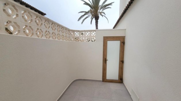 Revente - Villa -
Orihuela Costa