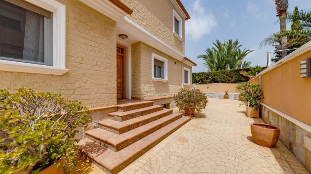 Resale - Villa -
San Javier