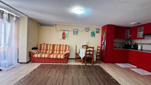 Resale - Townhouse -
Punta Prima