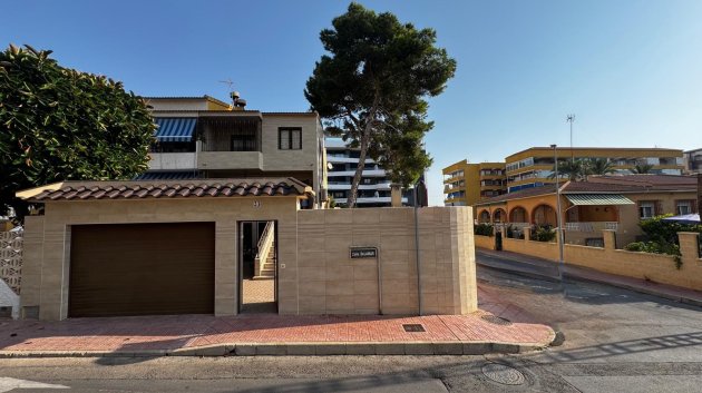 Resale - Townhouse -
Punta Prima