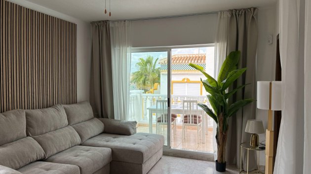 Reventa - Apartamentos -
Torrevieja - La Mata