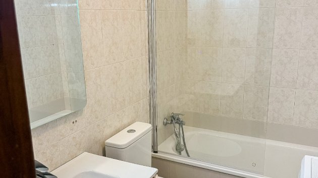 Reventa - Apartamentos -
Torrevieja - La Mata