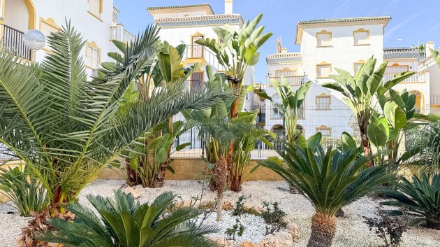 Reventa - Apartamentos -
Torrevieja - La Mata