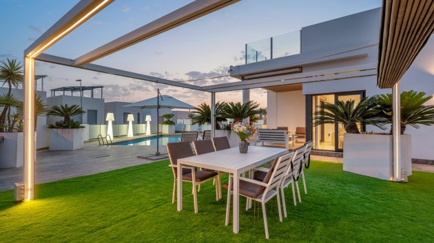 Reventa - Chalets -
Orihuela Costa - Villamartín