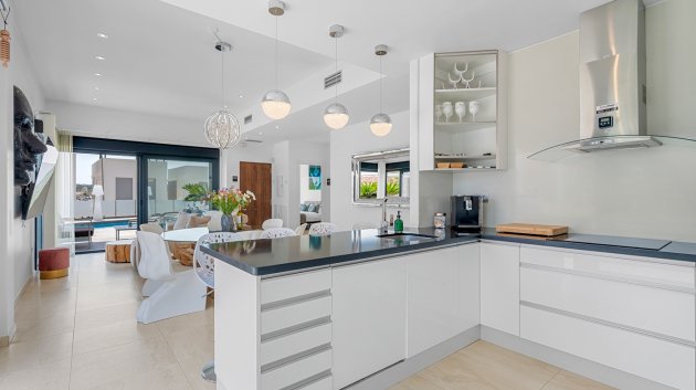 Reventa - Chalets -
Orihuela Costa - Villamartín