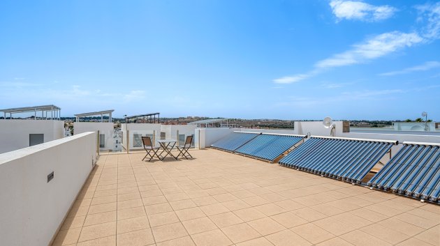 Reventa - Chalets -
Orihuela Costa - Villamartín