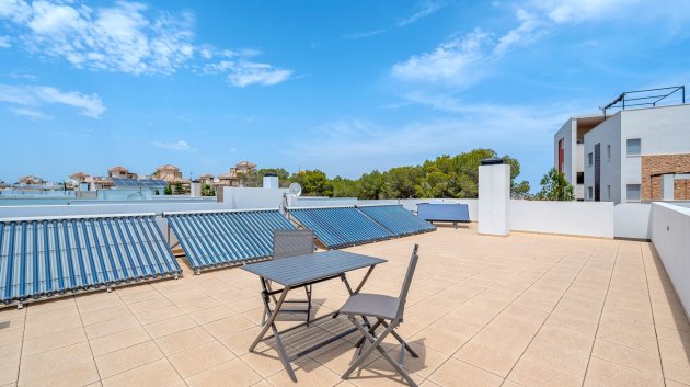 Reventa - Chalets -
Orihuela Costa - Villamartín