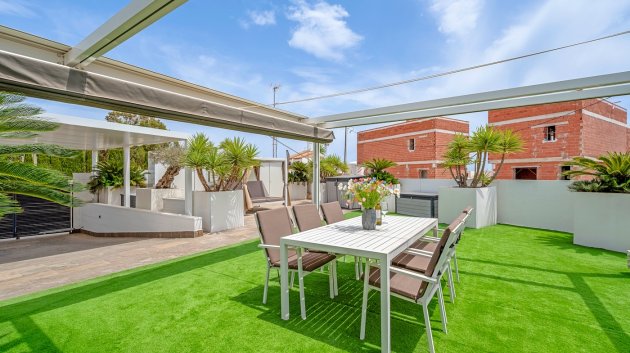 Reventa - Chalets -
Orihuela Costa - Villamartín