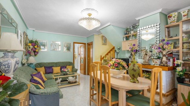 Reventa - Apartamentos -
Torrevieja - Zona los Frutales