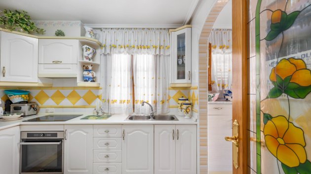 Reventa - Apartamentos -
Torrevieja - Zona los Frutales