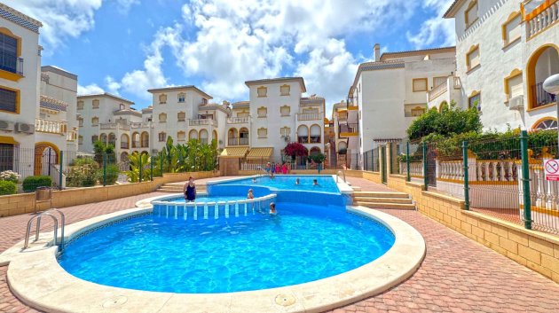 Reventa - Adosado -
Torrevieja - La Mata