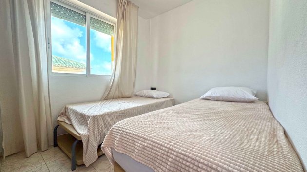 Reventa - Adosado -
Torrevieja - La Mata