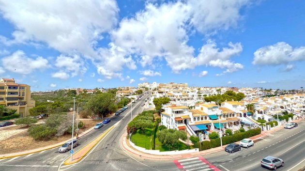 Reventa - Adosado -
Torrevieja - La Mata