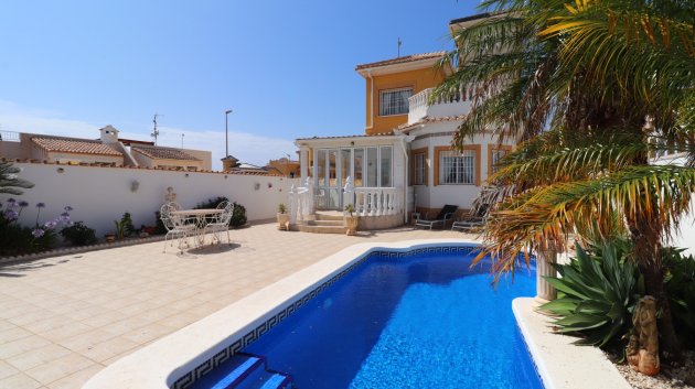 Reventa - Chalets -
Algorfa - Lo Crispin