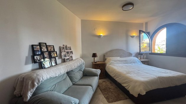 Resale - Apartments -
Punta Prima