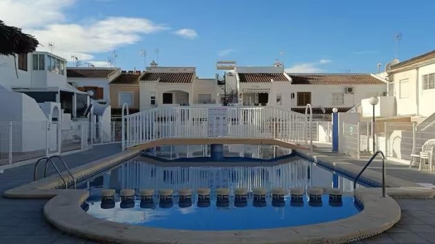 Reventa - Adosado -
Torrevieja - El Chaparral