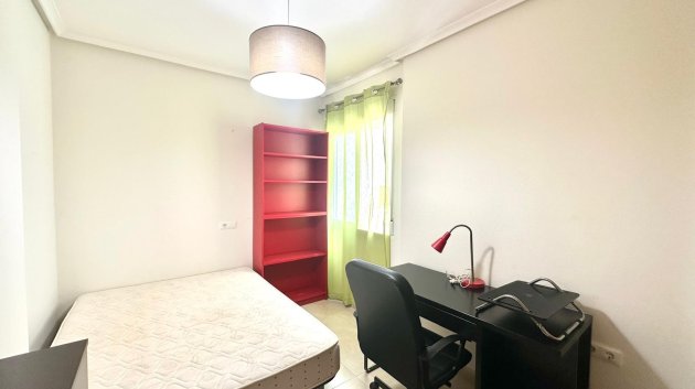 Revente - Attique -
Torrevieja - Center