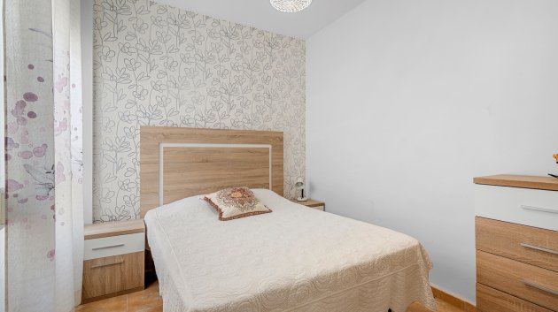 Resale - Apartments -
Almoradí