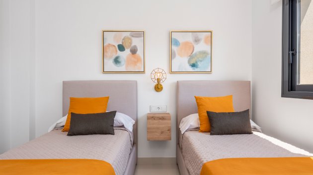 Obra nueva - Chalets -
Playa Paraiso