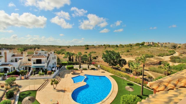 Reventa - Apartamentos -
Villamartín - PAU 8