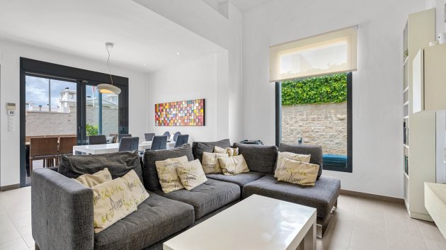 Reventa - Chalets -
Ciudad Quesada - Rojales