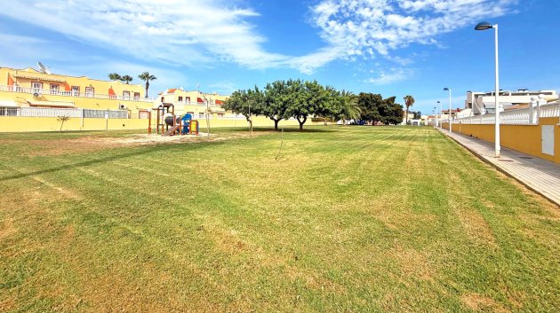 Reventa - Adosado -
Torrevieja - La Siesta - El Salado -  Torreta