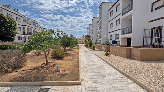 Resale - Apartments -
Orihuela Costa - Punta Prima