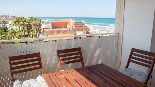 Reventa - Apartamentos -
Torrevieja - La Mata