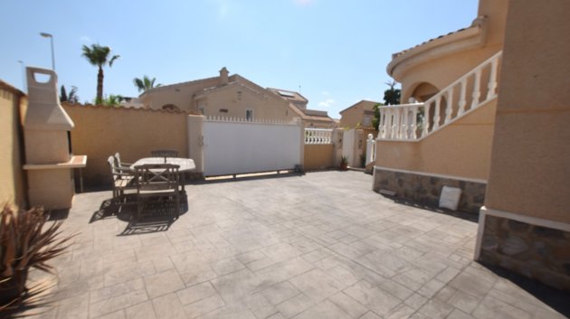 Reventa - Chalets -
Ciudad Quesada - Rojales