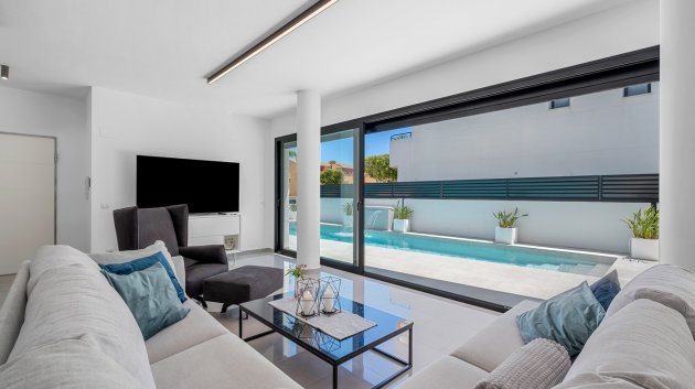 Reventa - Chalets -
Guardamar del Segura