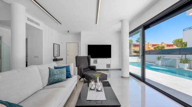 Reventa - Chalets -
Guardamar del Segura