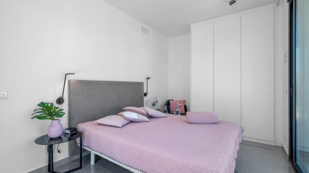 Reventa - Chalets -
Guardamar del Segura