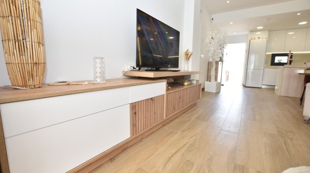 Reventa - Apartamentos -
Torrevieja - Los Balcones