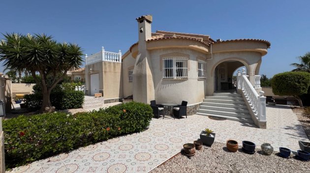 Reventa - Chalets -
Ciudad Quesada - Lo Pepin