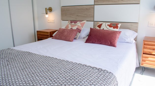 Reventa - Chalets -
Torrevieja - La Siesta