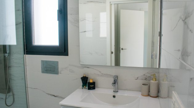 Reventa - Chalets -
Torrevieja - La Siesta