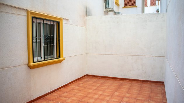 Resale - Apartments -
Orihuela Costa - Los Dolses