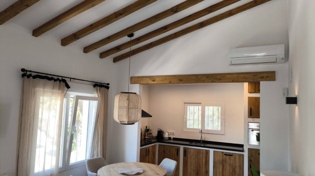 Resale - Villa -
Benissa