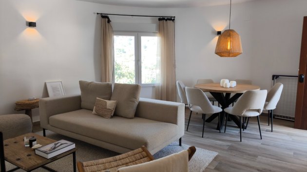 Resale - Villa -
Benissa