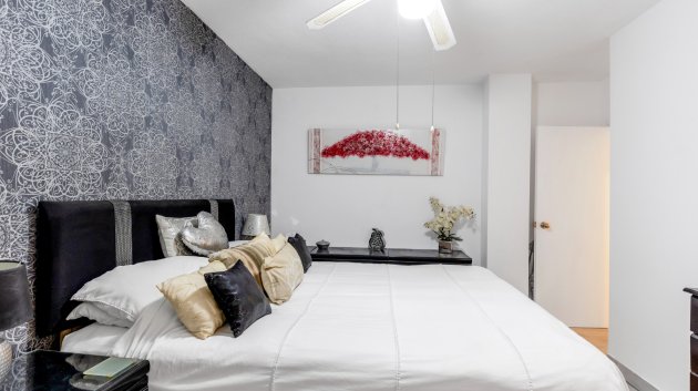 Reventa - Apartamentos -
Torrevieja - Playa del Cura