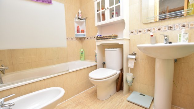 Resale - Apartments -
Formentera del Segura