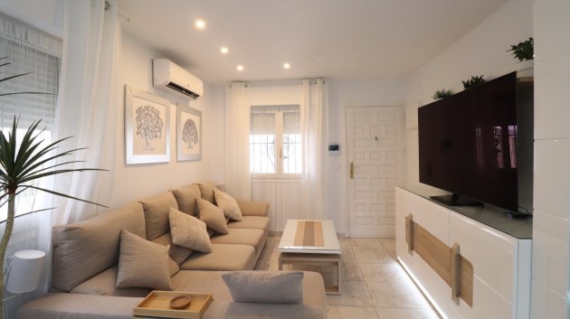 Revente - Villa -
Orihuela Costa - La Florida
