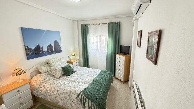 Reventa - Apartamentos -
Orihuela Costa - La Zenia