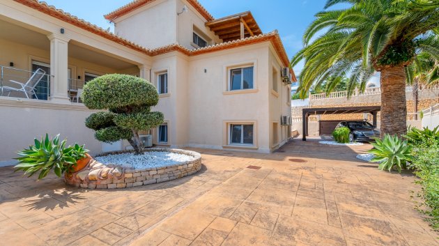 Resale - Villa -
Benissa