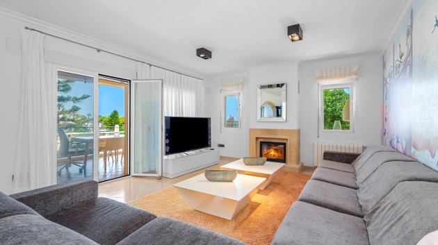 Resale - Villa -
Benissa