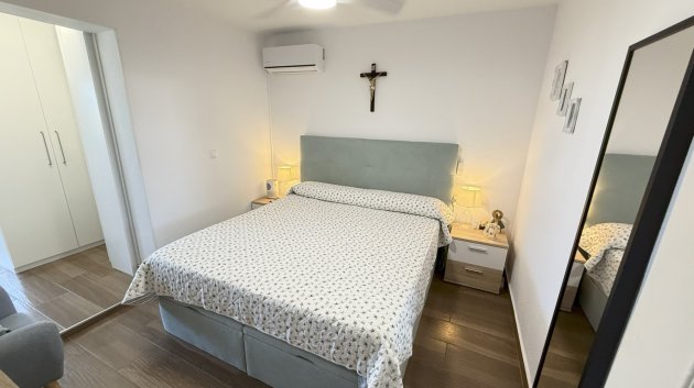 Reventa - Adosado -
Orihuela Costa - La Zenia