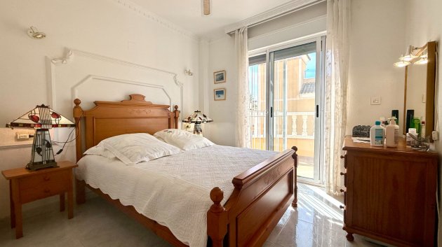 Reventa - Chalets -
Orihuela Costa - Villamartín