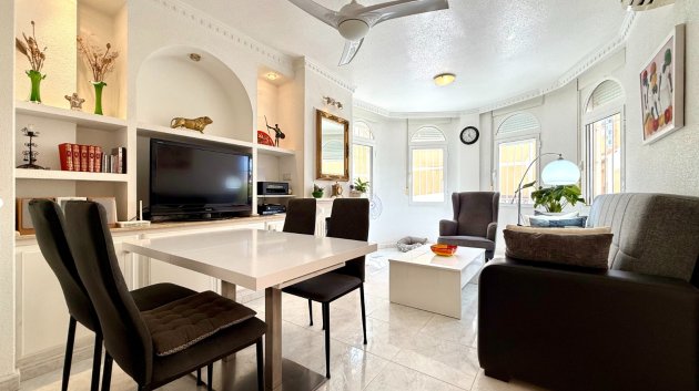 Reventa - Chalets -
Orihuela Costa - Villamartín