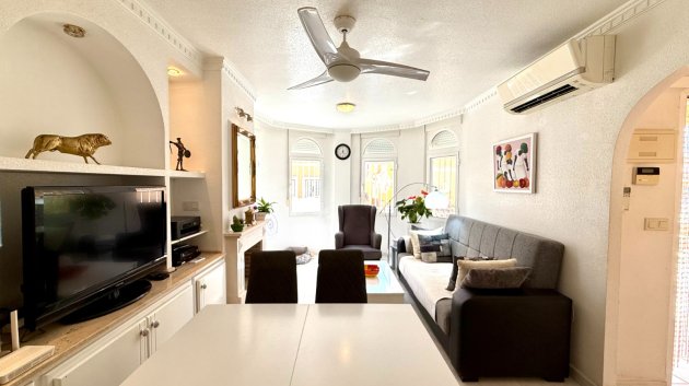 Reventa - Chalets -
Orihuela Costa - Villamartín